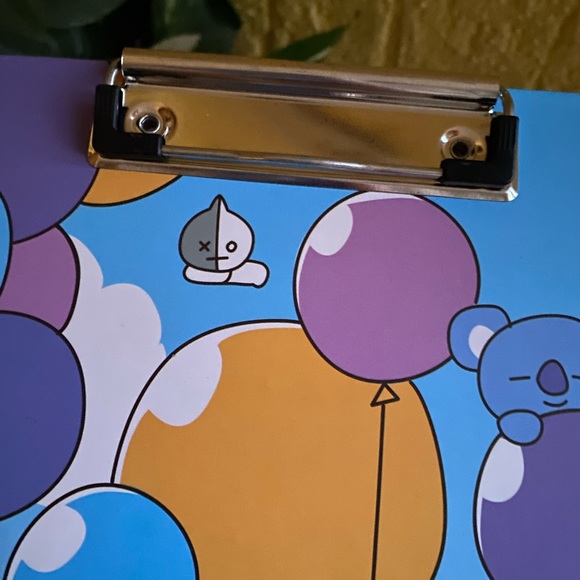 Bt21 Clipboard cute school supplies - Picture 3 of 5